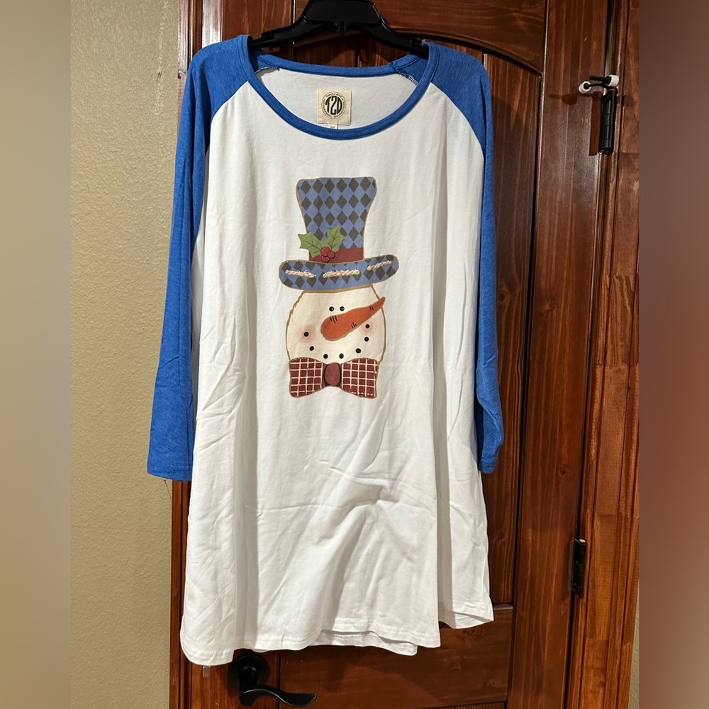 NWOT Tees2urdoor Size 4XL